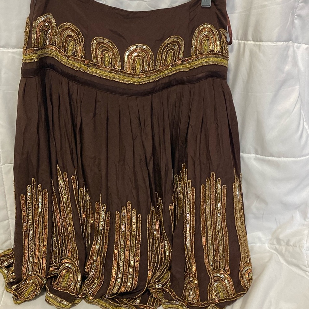 Magnificent 100% silk MIDI sequins embellished knee length skirt